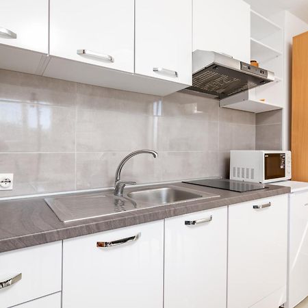 Apartments With A Parking Space Rabac, Labin - 7622 Bagian luar foto