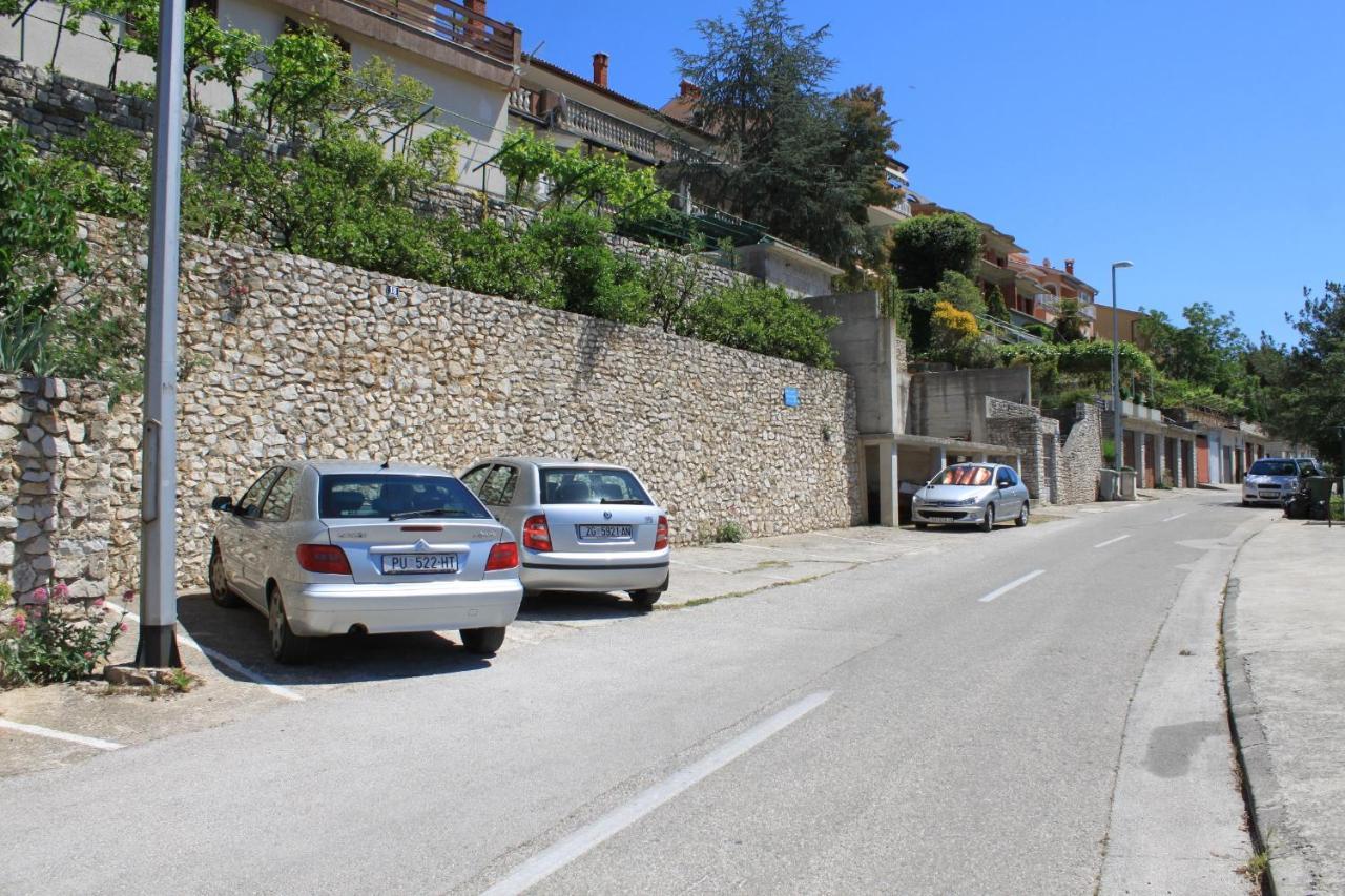 Apartments With A Parking Space Rabac, Labin - 7622 Bagian luar foto