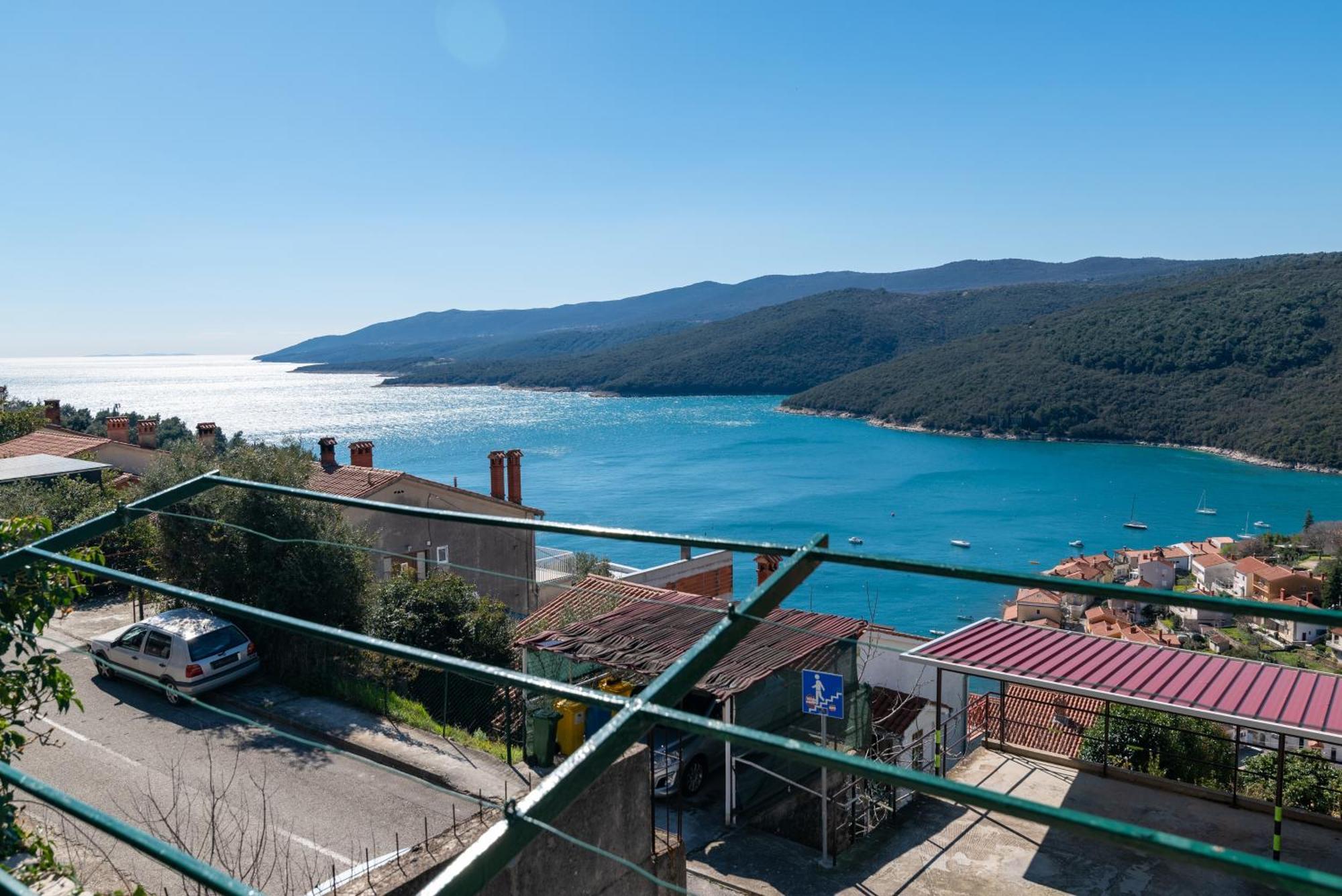 Apartments With A Parking Space Rabac, Labin - 7622 Bagian luar foto